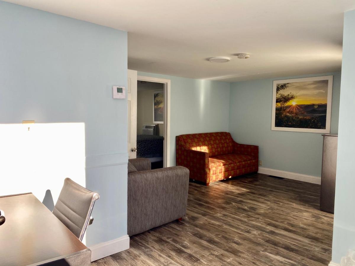 Days Inn By Wyndham Lincoln Exterior foto
